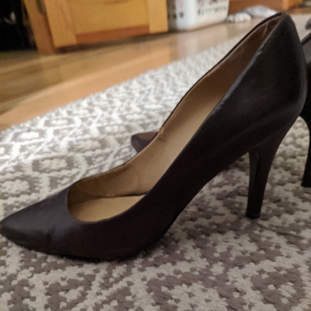Shoes - Picture 2 of 2